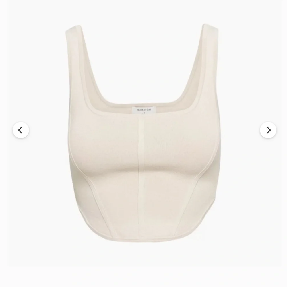 Corset - Picture 3 of 8